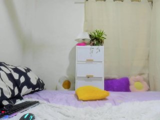 Еротски видео цхат RoseTinz45