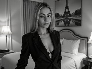 Еротски видео цхат RosieJune