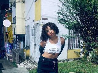 Еротски видео цхат roxane-summer