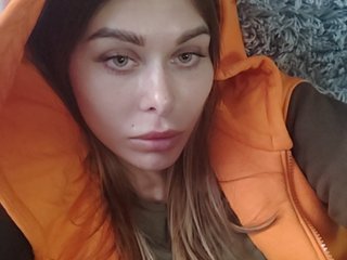 Фотографије RoxaneOBloom Hey guys!:) Goal- #Dance #hot #pvt #c2c #fetish #feet #roleplay Tip to add at friendlist and for requests!