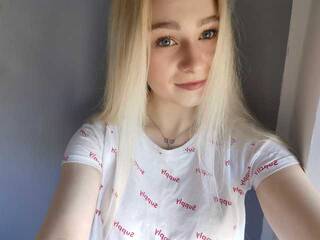 Еротски видео цхат RoxiSexy