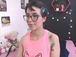 Фотографије roxxanecute LOVENSE/ON #smalltits #smoke #squirt #anal #asian #latina #lovense #daddysgirl #18 #teen #daddy #ohmibod #cute #bigass #young