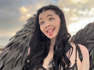 Еротски видео цхат RoxyNilll