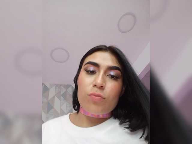 Емитовање снимка екрана SabrinaLuke