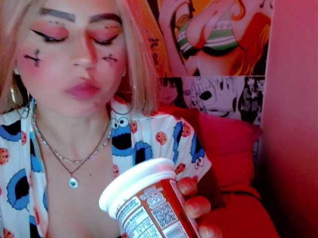 Емитовање снимка екрана SabrinaOlson