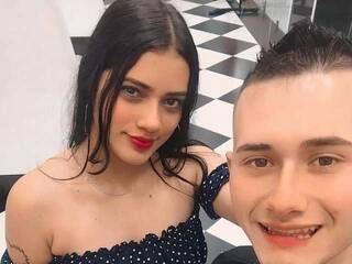 Еротски видео цхат sacha-adam