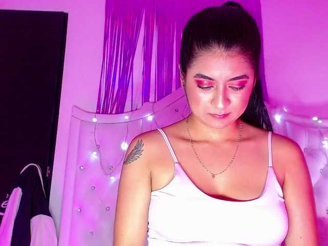 Емитовање снимка екрана SallyDevine