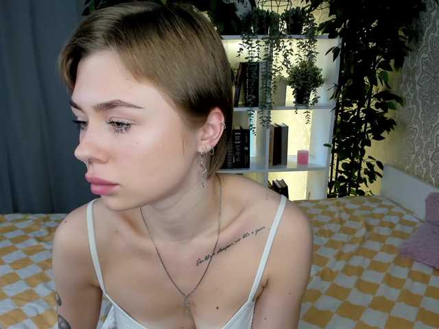 Емитовање снимка екрана SallyHicks