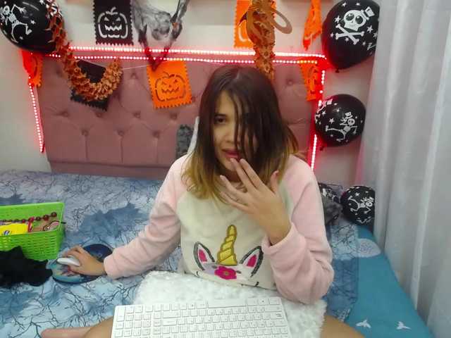 Емитовање снимка екрана SalmaChaur