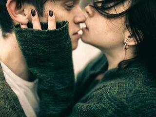 Еротски видео цхат Saloreya