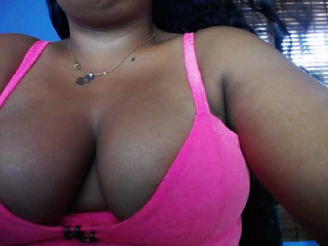 Емитовање снимка екрана samantabigass