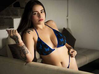 Еротски видео цхат SaraBrownn