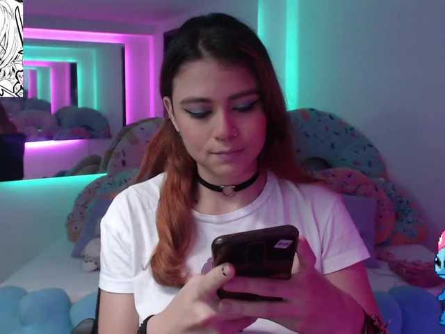 Емитовање снимка екрана SaraClover