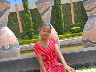 Еротски видео цхат Sarah-myah2