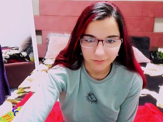 Еротски видео цхат Sarahlunaxx
