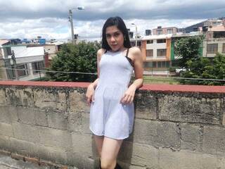 Еротски видео цхат SarahRuston