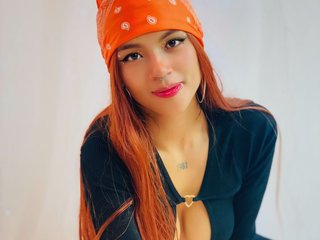 Еротски видео цхат SaraLoveee