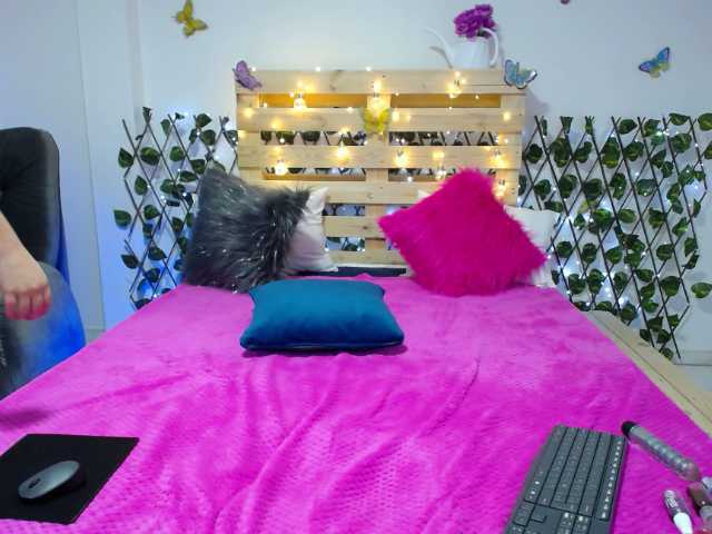 Емитовање снимка екрана SaraRSweet