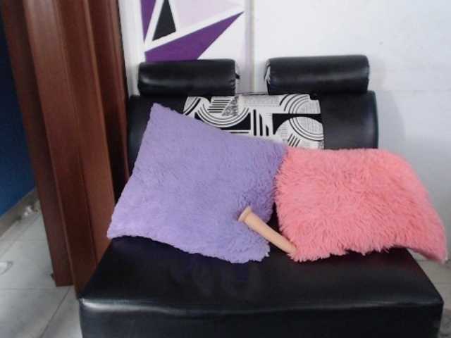 Емитовање снимка екрана SaraThomps