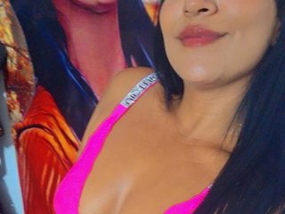 Еротски видео цхат Sasha-Warbeck