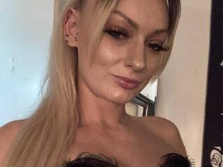 Еротски видео цхат SashaRae