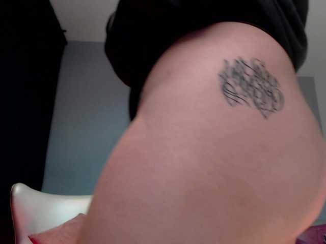 Емитовање снимка екрана SashaRougue