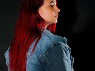 Еротски видео цхат Scarlet-Joness