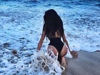 Еротски видео цхат scarlet-ponch