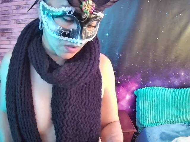 Емитовање снимка екрана SCARLETT-HOT