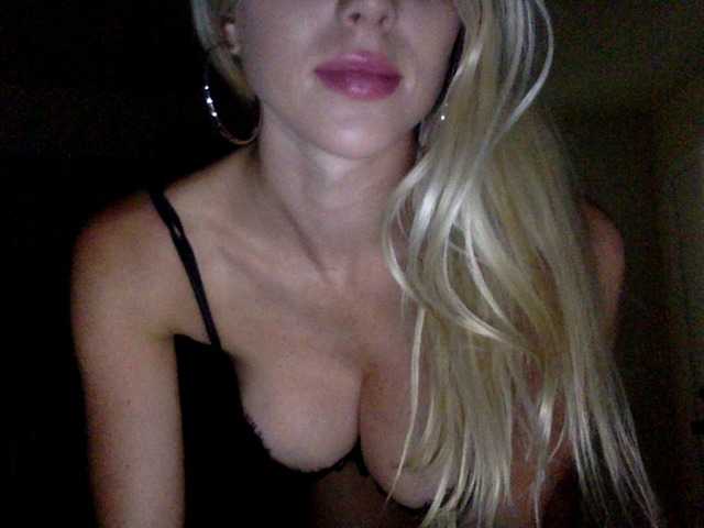 Фотографије ScarlettNoel Dildo pussy in 400 token :* #new #blonde #squirt #bigboobs