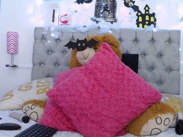 Емитовање снимка екрана TiffannyKutle