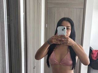 Еротски видео цхат SeleneJinx