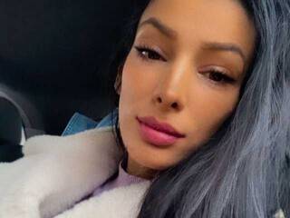 Еротски видео цхат Selenna