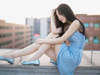 Еротски видео цхат serena_sweet