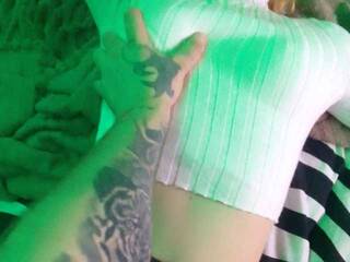 Еротски видео цхат SexFamily-1