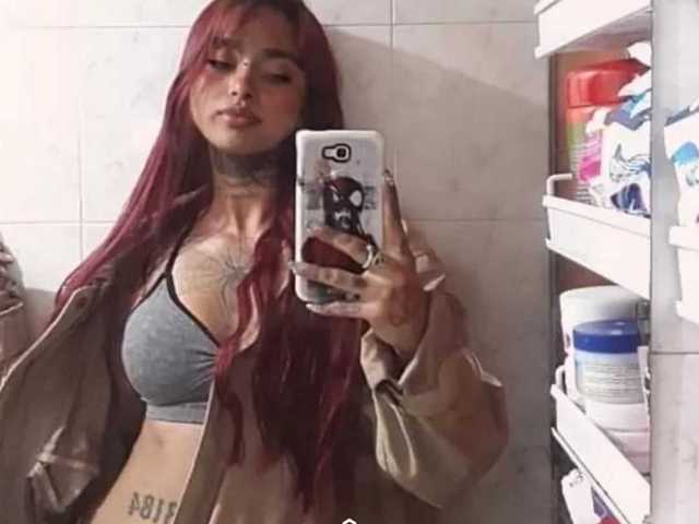 Слика профила sexy-redgirl