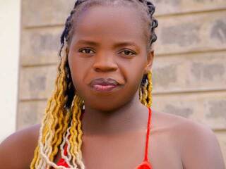 Еротски видео цхат Sexyamadah-012