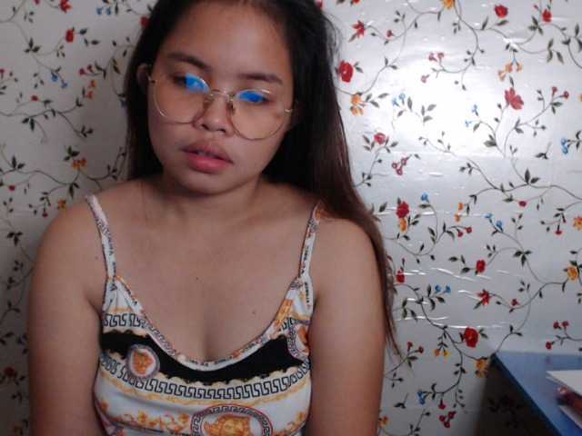 Фотографије sexydanica20 lets make my pussy juice :)#lovense #asian #young #pinay #horny #butt #shave