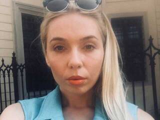 Еротски видео цхат SexyFoxy555