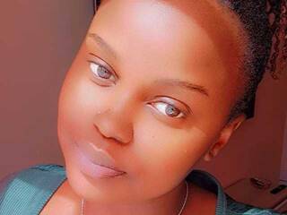 Еротски видео цхат Sexylovee01