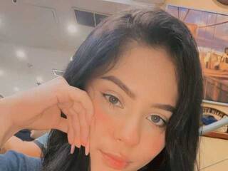 Еротски видео цхат Shanon1616