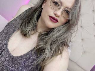 Еротски видео цхат Shantal-w