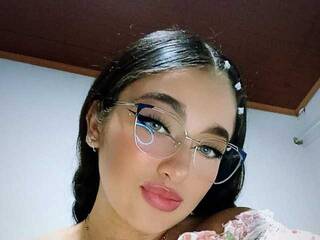 Еротски видео цхат Sharlot-Daft