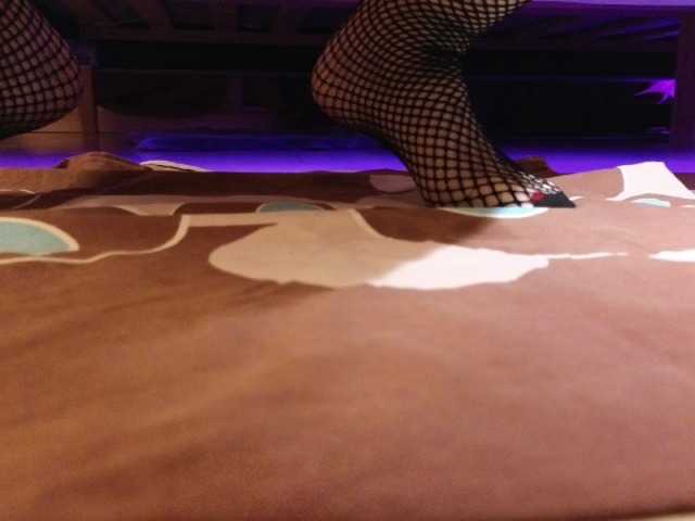 Емитовање снимка екрана SharonRed