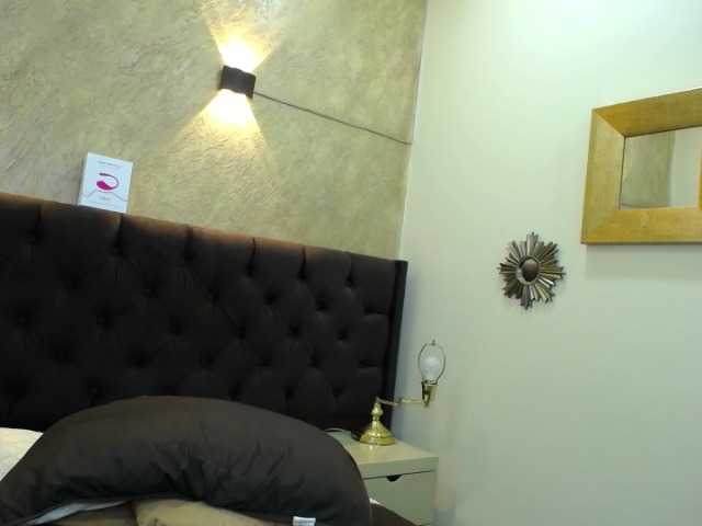 Емитовање снимка екрана SharoonCherry