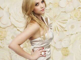 Еротски видео цхат SheilaRed