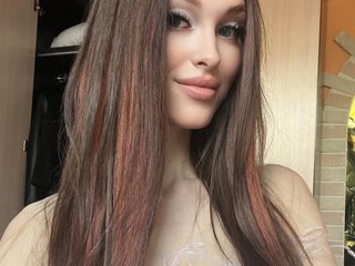 Еротски видео цхат SheilaSkyblue