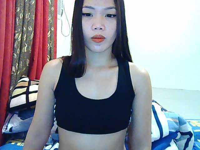 Фотографије simplyasian22 150 tokens ! for a show