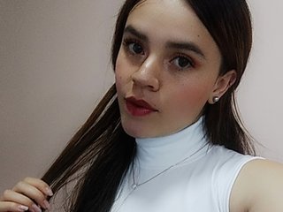 Еротски видео цхат Skylarserenity