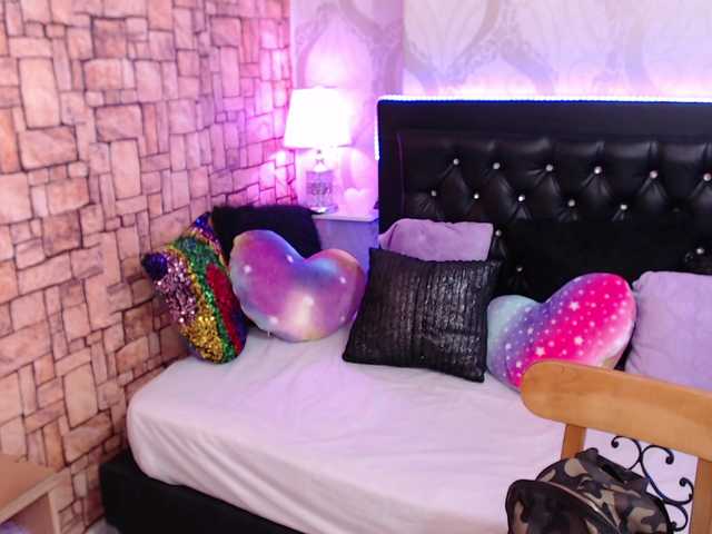 Емитовање снимка екрана sofia-sweet-